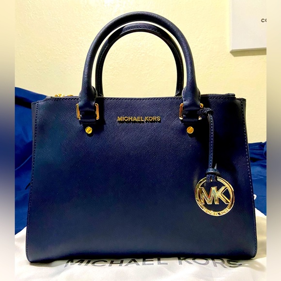 Bundle Michael Kors "Sutton" Purse & Wallet - Picture 2 of 16